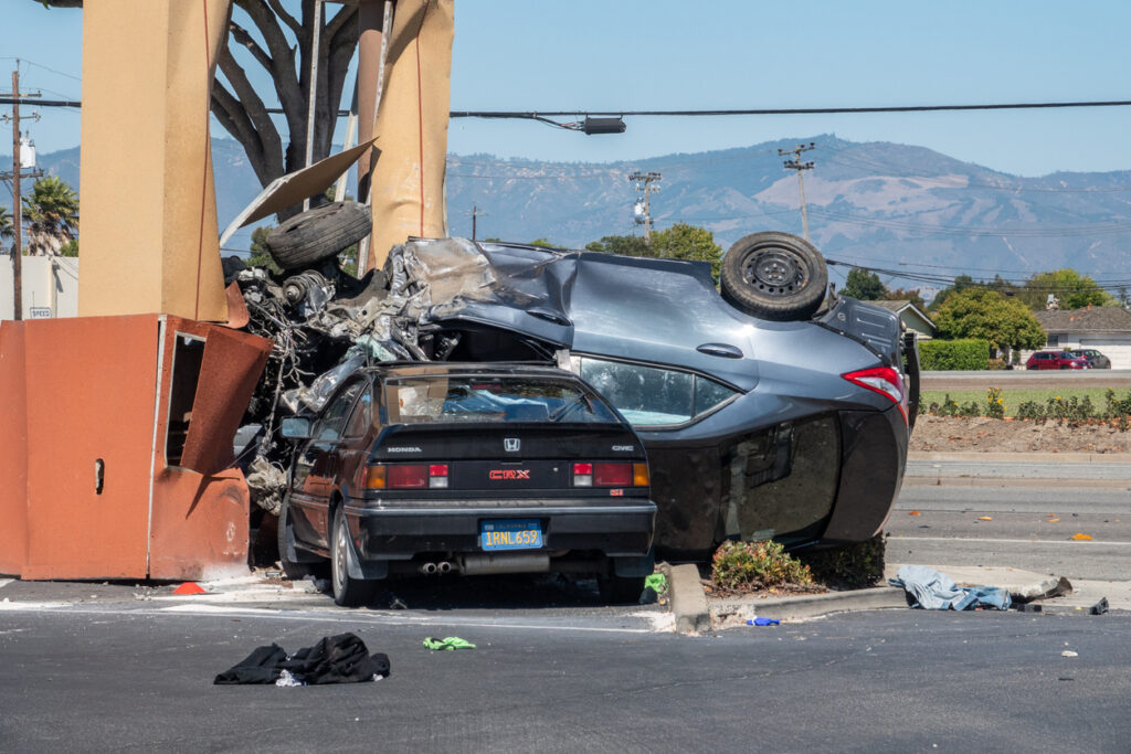Advantage of Choosing the Right Car Accident Lawyer Advantage of Choosing the Right Car Accident Lawyer