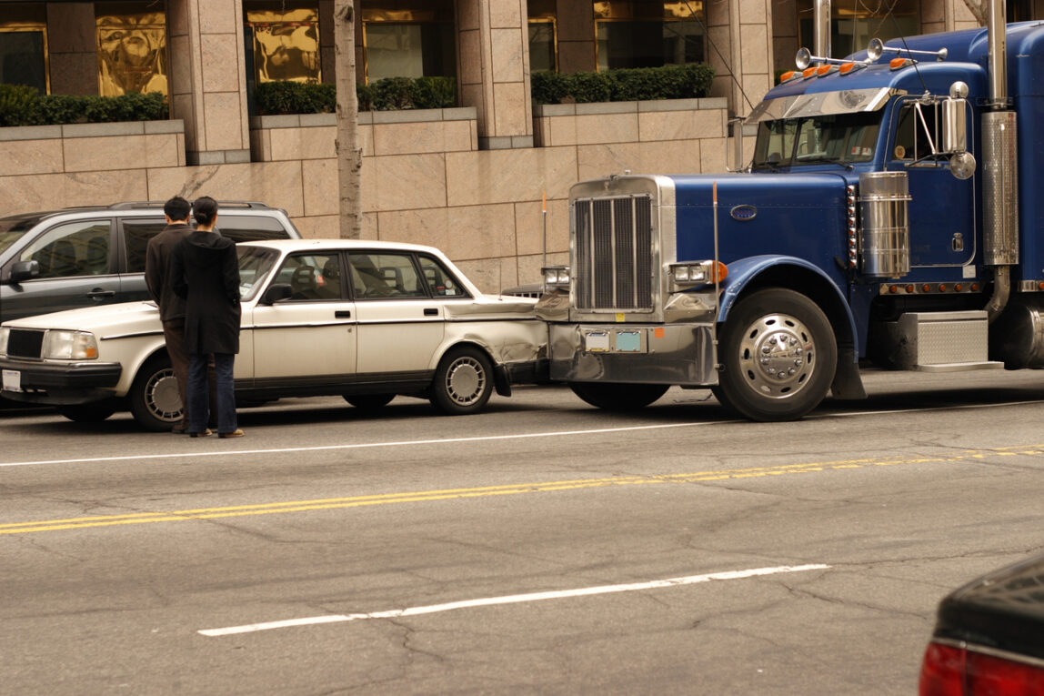 What Evidence Do You Need to Sue Trucking Company After Accident in Austin?